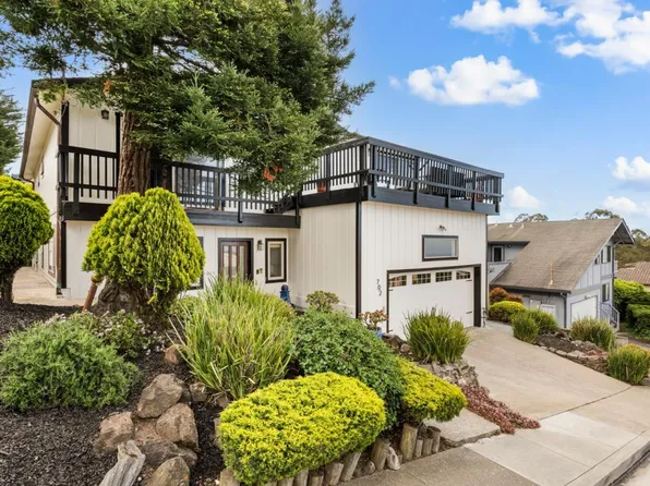 702 El Granada Blvd, Half Moon Bay, CA 94019