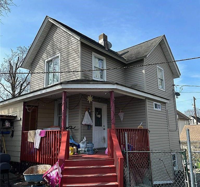 1st image of 18 Ramapo Avenue
