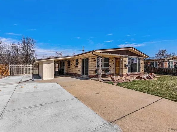 9405 W 53rd Place, Arvada, CO 80002