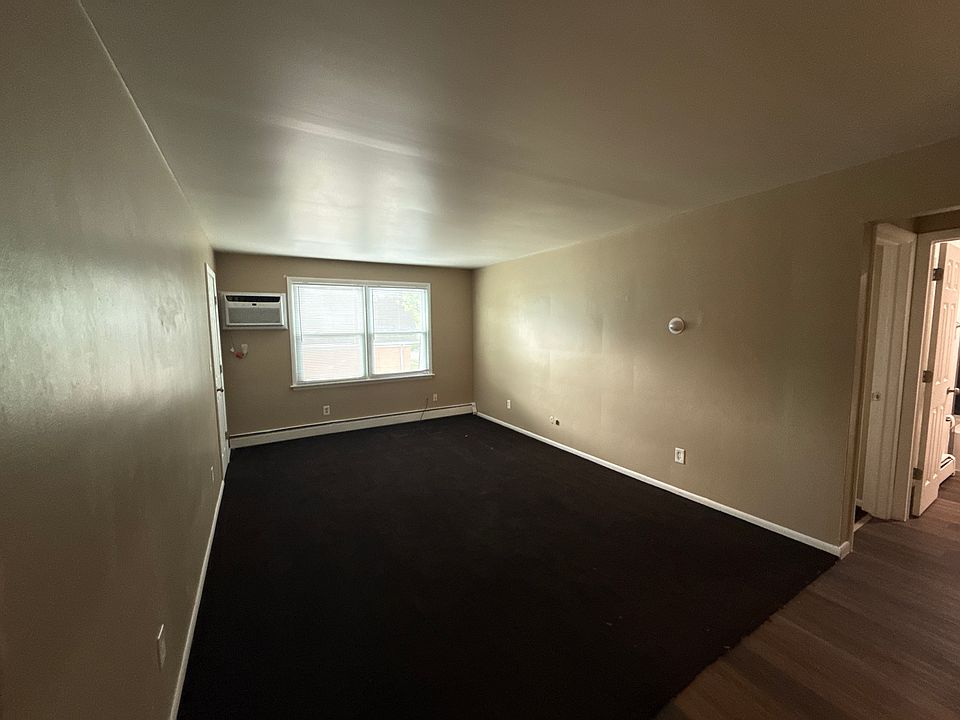 1st image of 1125 N Highland Ave #5