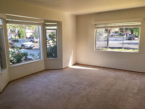 3rd image of 883 Blair Ave #1