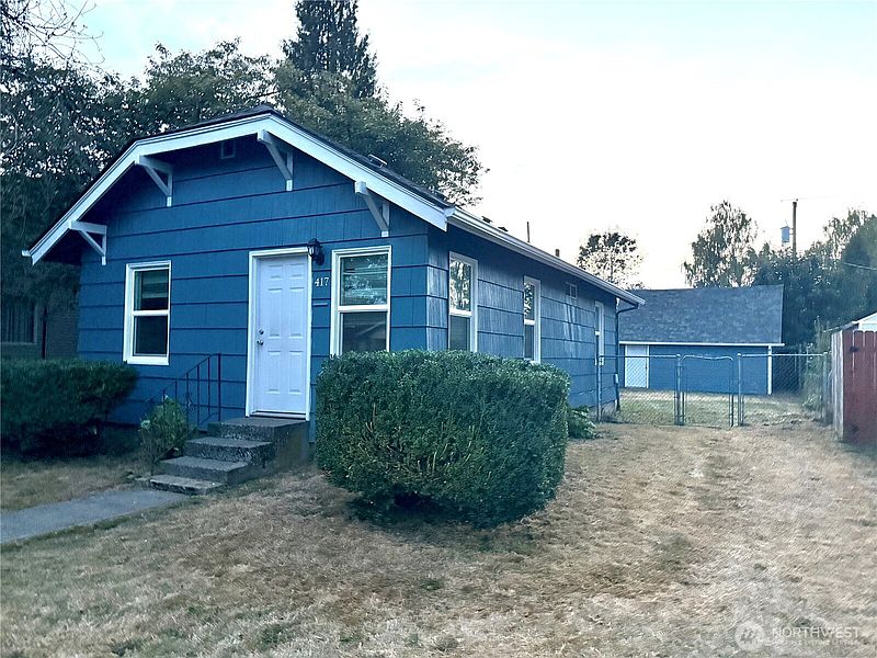 2nd image of 417 15th Avenue