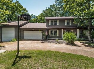 3815 Bouquet Rd, Pacific, MO 63069