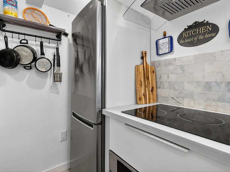 4540 SW 28th Ter — Photo 36