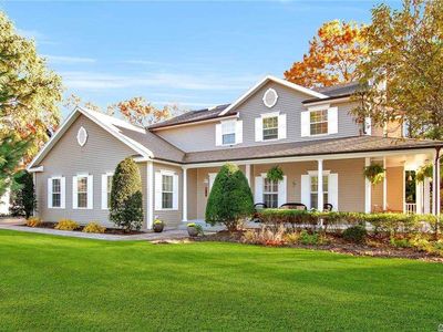 61 Ridgefield Dr, Shoreham, NY, 11786