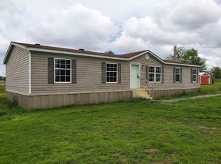 900 Cook Rd, Eldorado, IL 62930