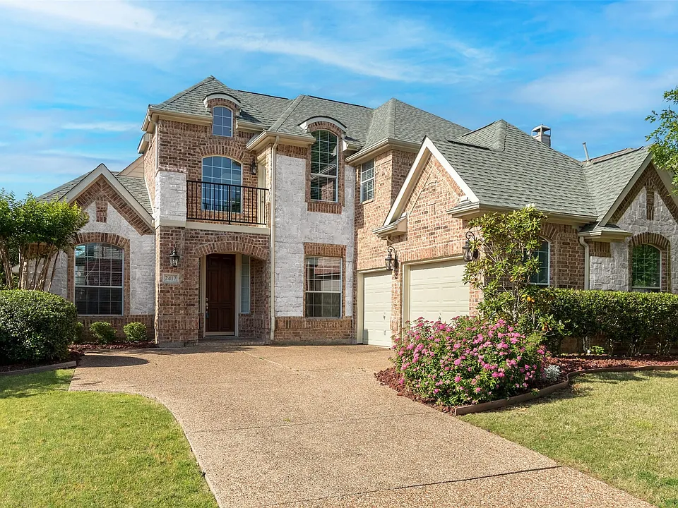 2417 Brenham Dr