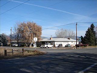 1st image of 810 Tower St