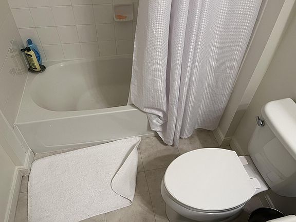 5th image of 318 Canton St #1