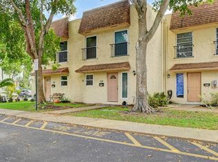 569 N Pine Island Rd #36, Fort Lauderdale, FL 33324