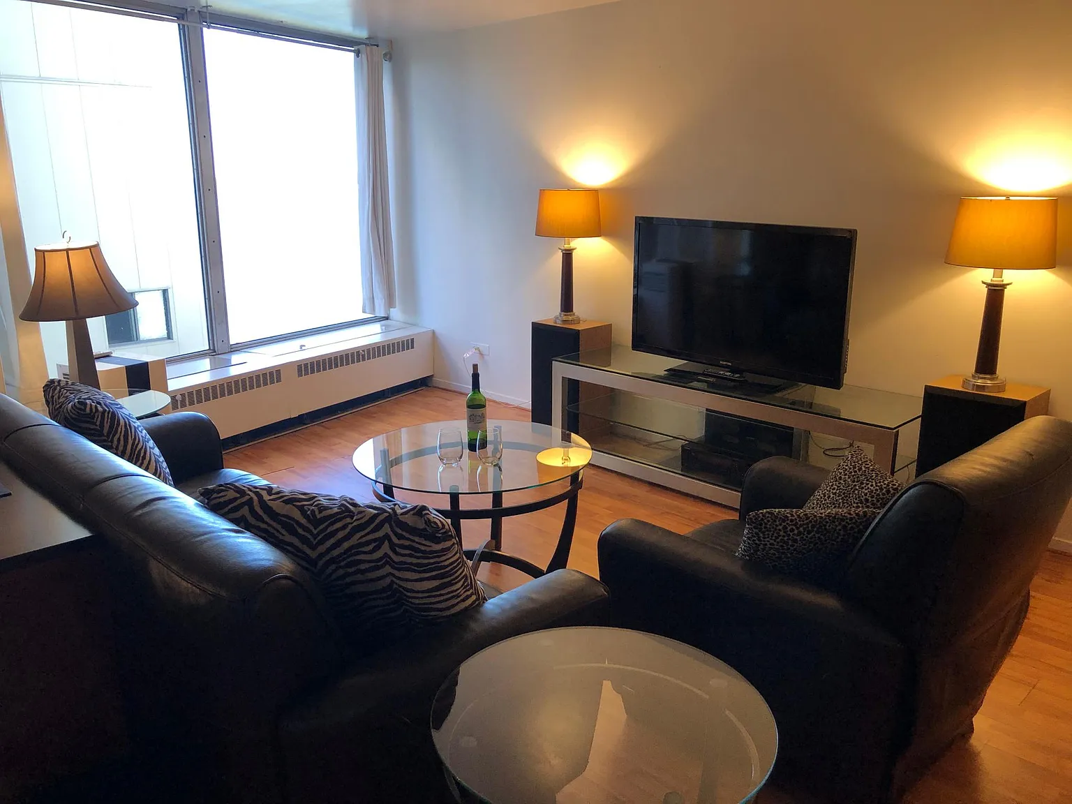 1 bed, 800 sqft, $1,450 — Photo 1