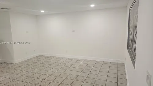 4108 Riverside Dr #2 Photo 1