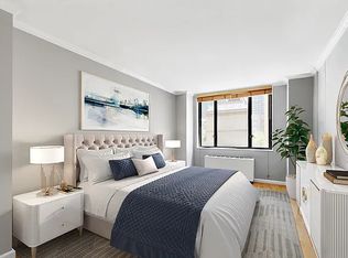 300 E 54th St APT 2B, Manhattan, NY