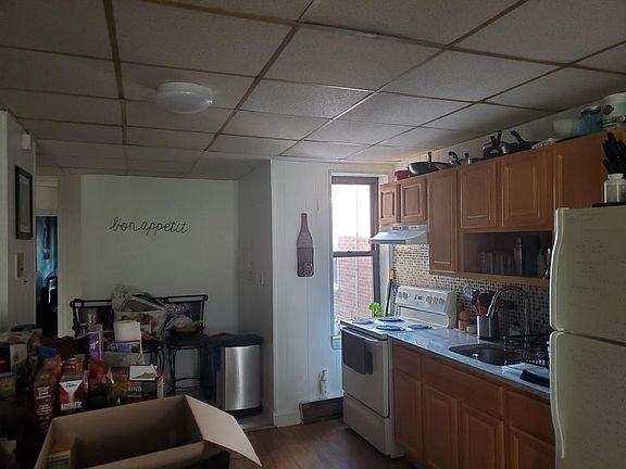 3rd image of 1424 McKean St Floor 2