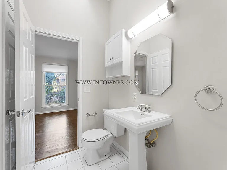 657 Park Village Dr NE — Photo 10