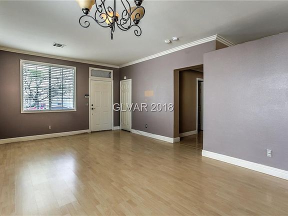 3rd image of 2564 Wiltshire Ave
