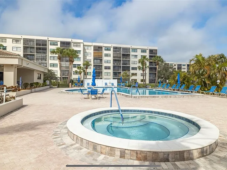 1332 Pasadena Ave S #607 — Photo 16