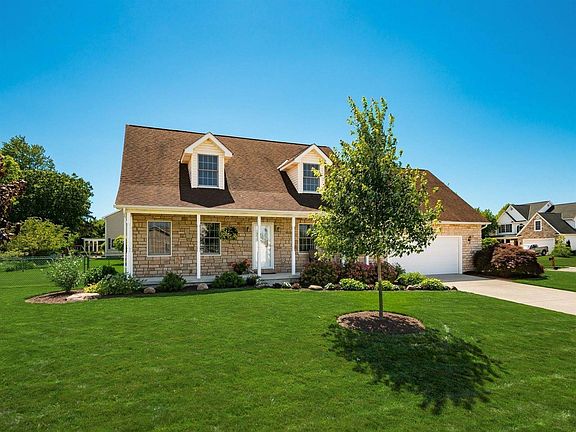 4th image of 249 Stone Hedge Row Dr