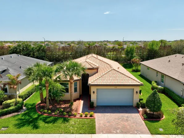 11379 SW Lake Park Drive, Port St Lucie, FL 34987