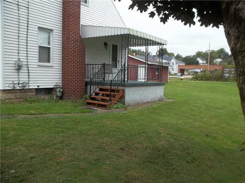 2nd image of 110 Level St
