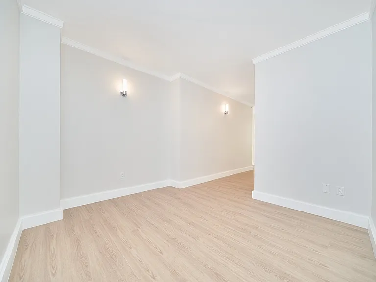 140 Riverside Blvd #1209 — Photo 15