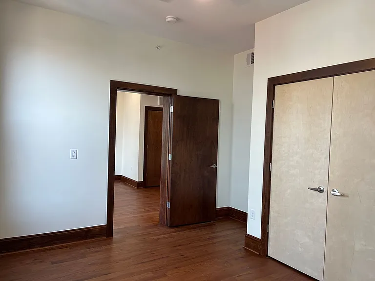 303 Greenup (NEW) — Photo 13