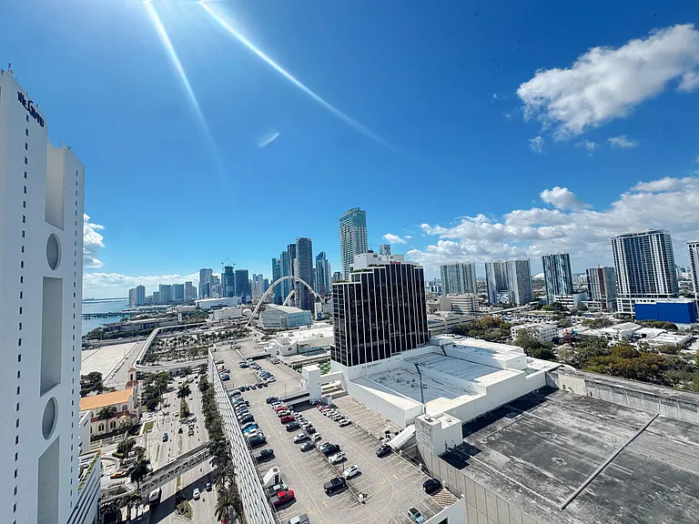 1750 N Bayshore Dr #2708 — Photo 16