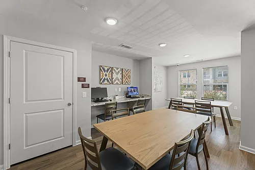 Cordova Apartments Photo 1