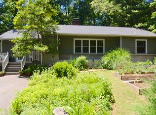 352 Kenilworth Rd, Asheville, NC 28805