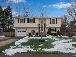 1463 Darlington Dr, Derby, NY 14047