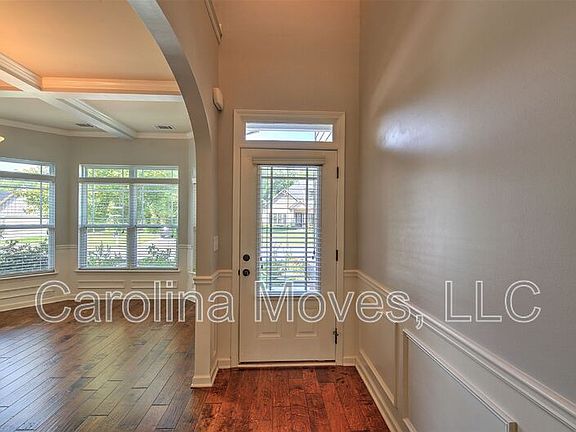 4th image of 209 Cameron Creek Ln