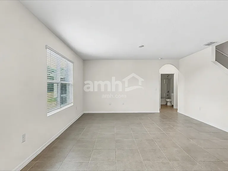 2840 Greenleaf Ter — Photo 7
