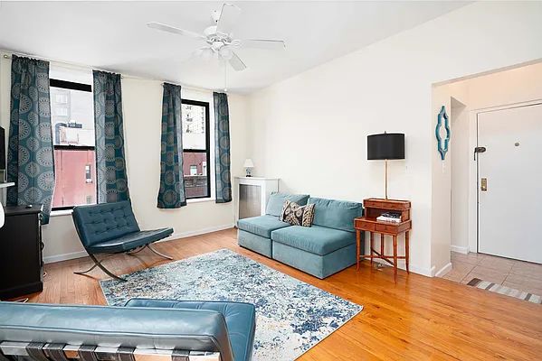 Rented by R New York | media 1