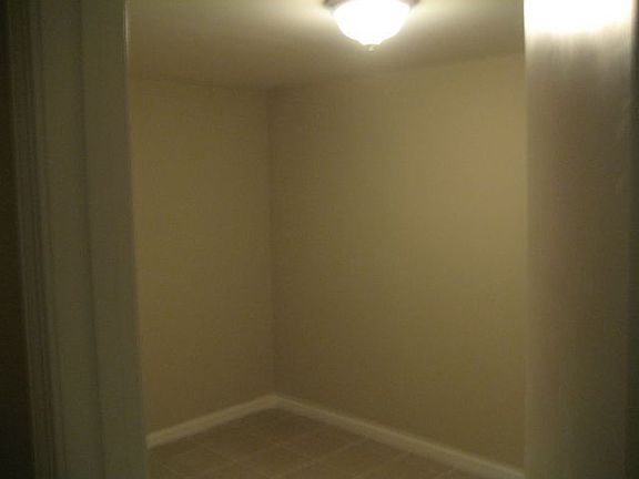 5th image of 151 N Ash St
