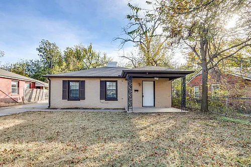 506 E Curtis Dr Photo 1