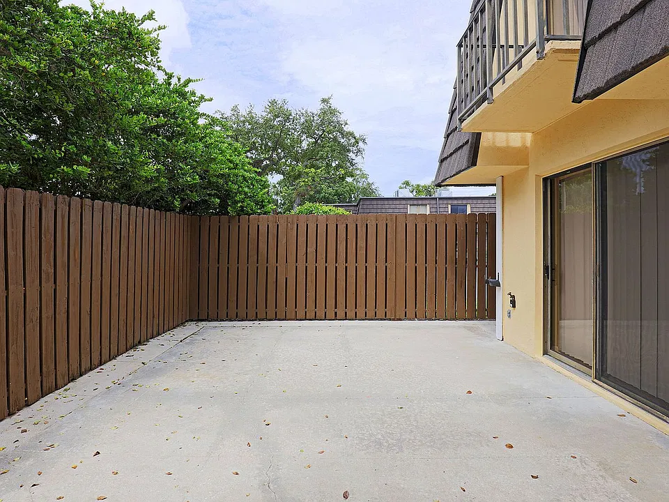 12367 Woodrose Ct #3