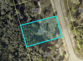496 Burrstone Dr, Lehigh Acres, FL 33974