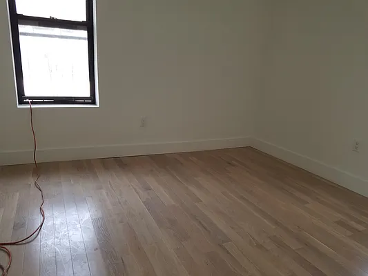 Rented by Bruma Realty LLC | media 26