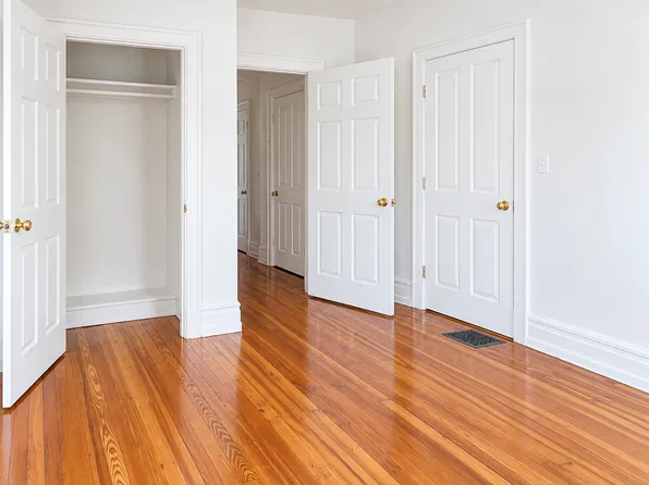 243 W Harvey St #A, Philadelphia, PA 19144