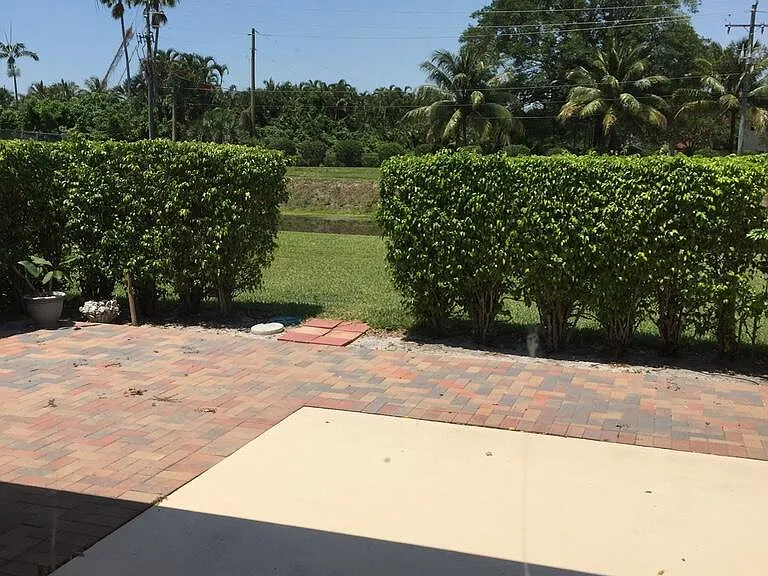 16344 Country Lake Cir — Photo 37