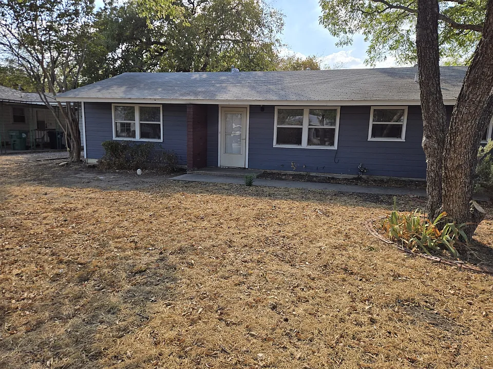 715 Mulkey Ln