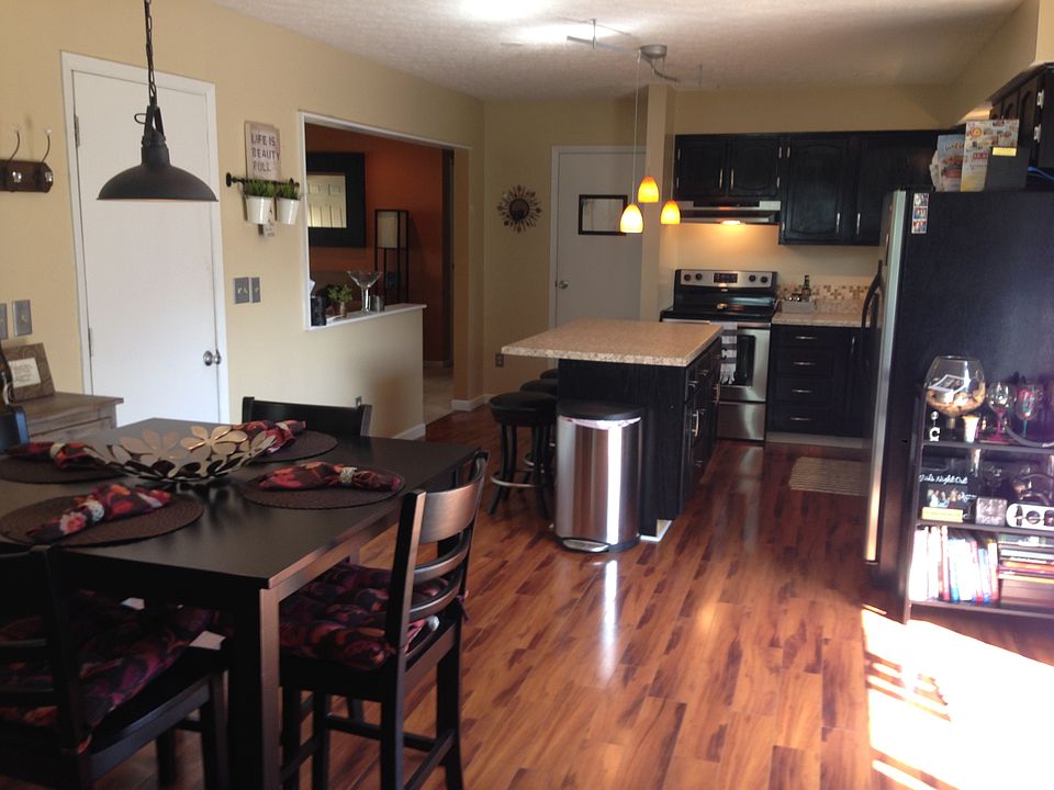 1st image of 4942 Wallington Dr