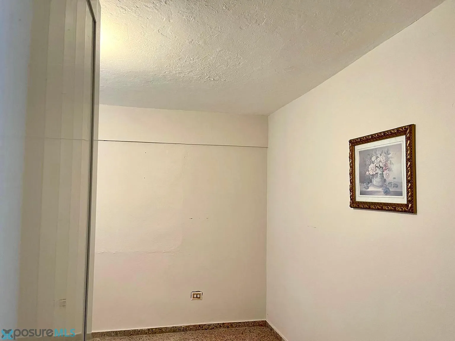 2 bed, 1.0 bath, 1000 sqft, $1,150 — Photo 3
