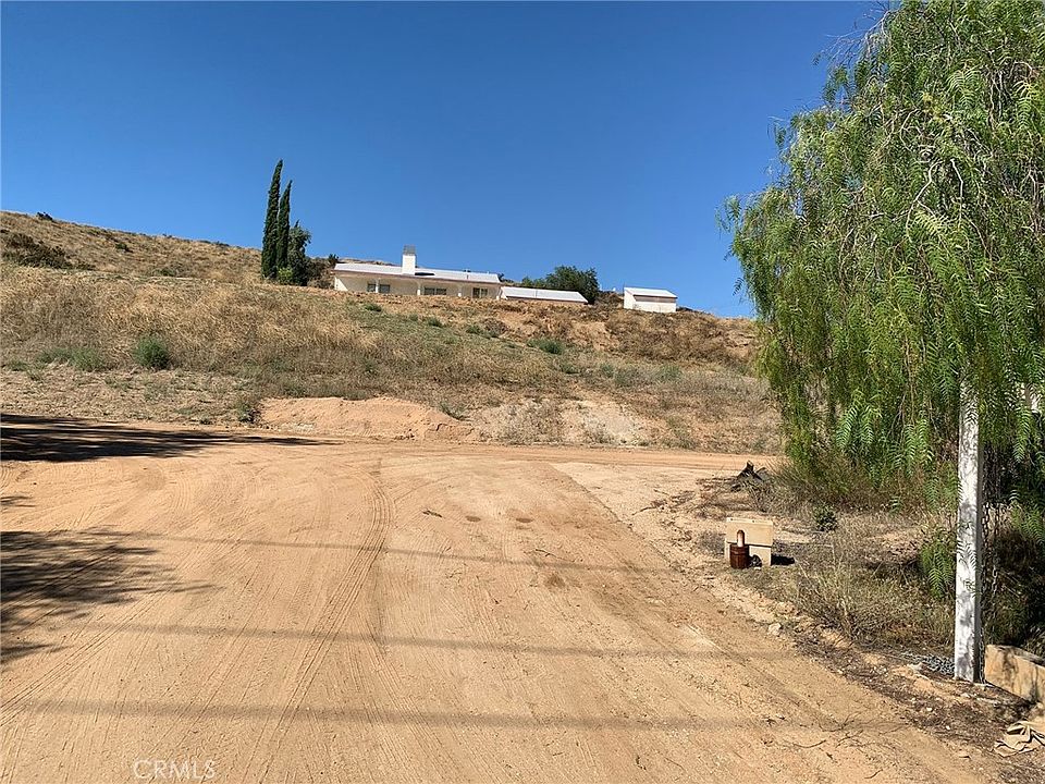 1st image of 10517 Sierra Hwy