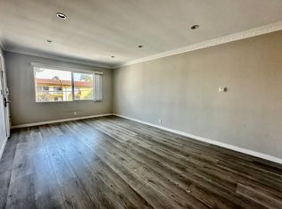 3960 W 8th St APT 8, Los Angeles, CA 90005