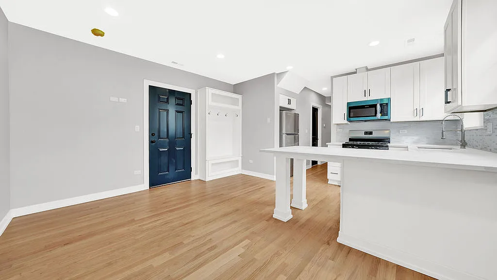 2 bed, $2,150 — Photo 4