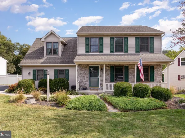 82 Gard Ct, Columbia, PA 17512
