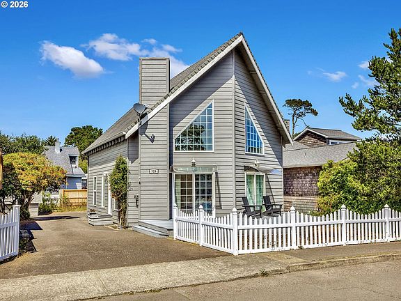 5th image of 326 Avenue G