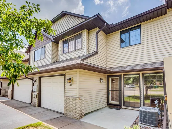 1514 Cottage Dr, Stillwater, MN 55082