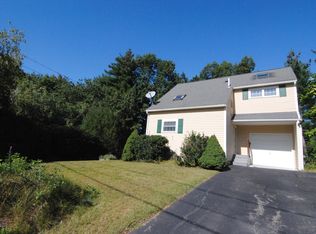 11 Ventura Cir, Nashua, NH 03062